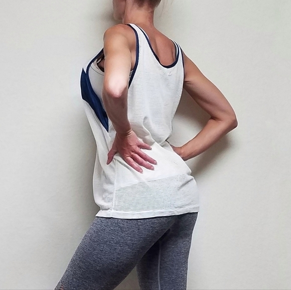 VINTAGE 1970s Bill Rodgers Blue White Mesh Sleeveless Singlet Running Sport Tank - Picture 3 of 15